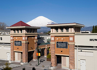 Gotemba Premium Outlet One Day Shopping Course